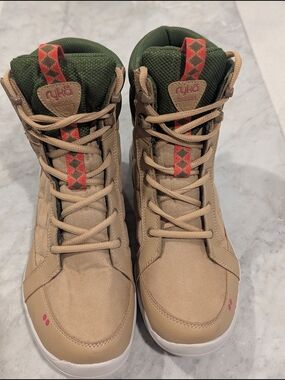 Ryka Aurora Tan & Green High-Top Sneakers Size 10